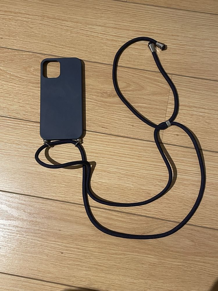 Case/capa iphone 12 pro com corda