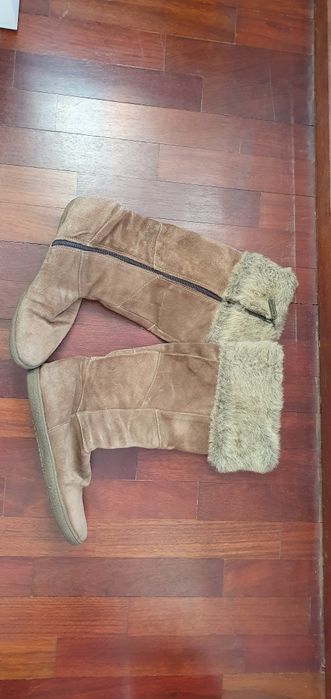 Botas de cano alto Tamanho 39 (Hush Puppies)
