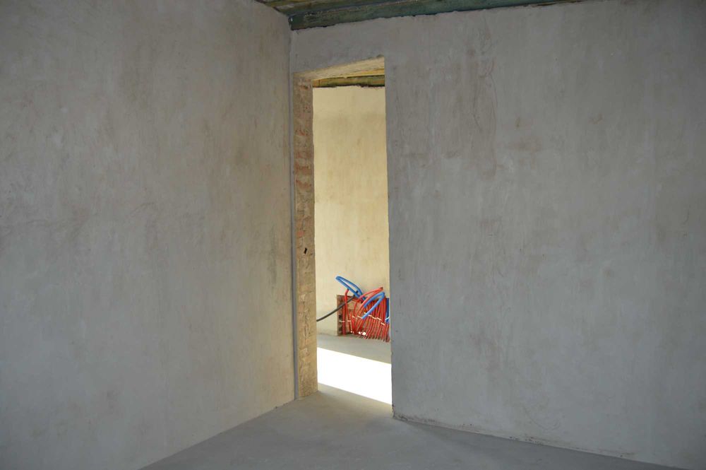 Будинок з фальцевим дахом та панорамним заскленням 75м² та 4 сот Тинне