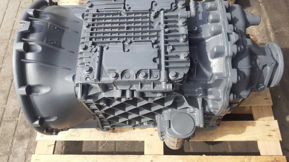 Sprzedaż naprawa skrzyń biegów TRAXON