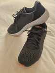 Tenis Under Armour Charged Pursuit