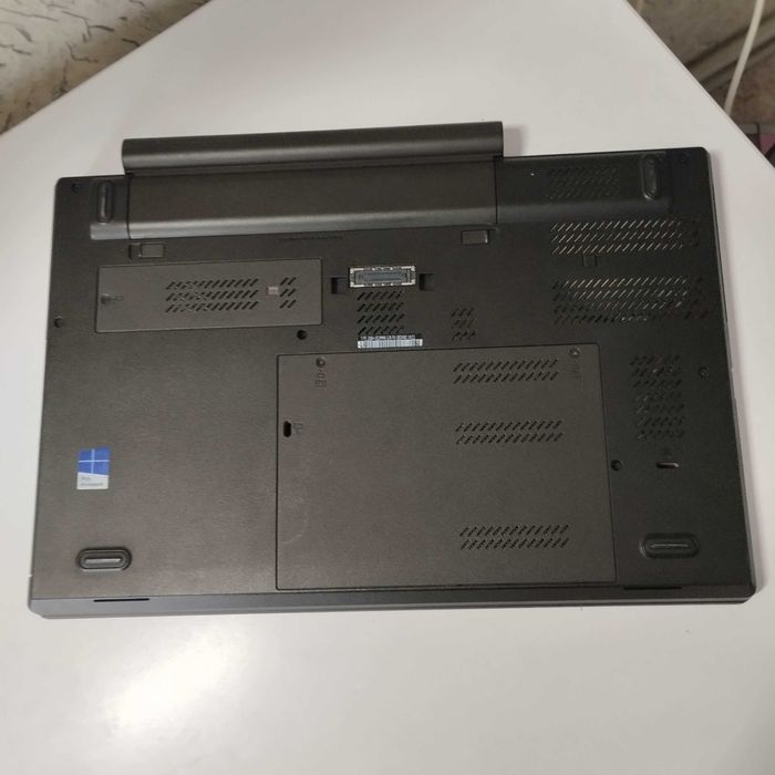 Мощный ноутбук Lenovo W540 | 4 ядра i7-4800MQ | видео 2гб | 8/128 SSD