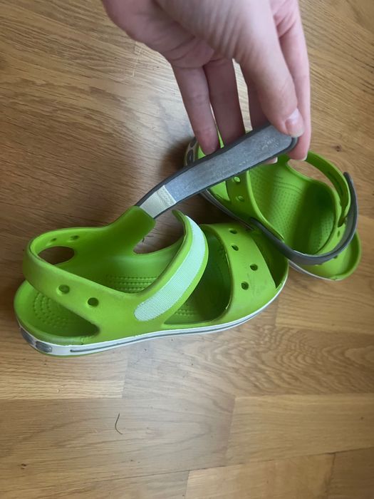 Новые Босоножки crocs J1