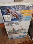 Piscina Intex Metal Frame Diâmetro: 4,57 m,