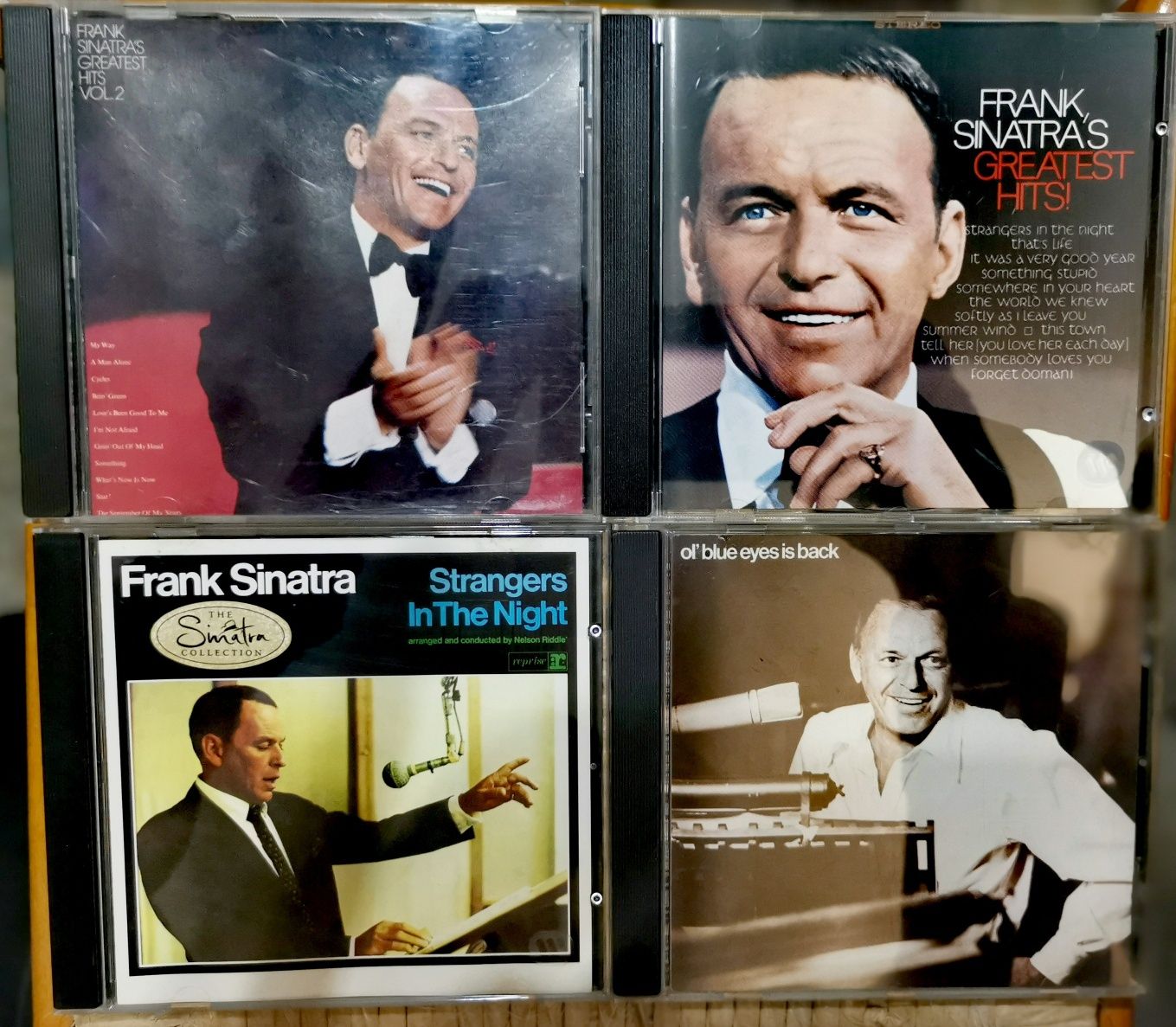 4 CDs Frank Sinatra, em Pack, 19 €