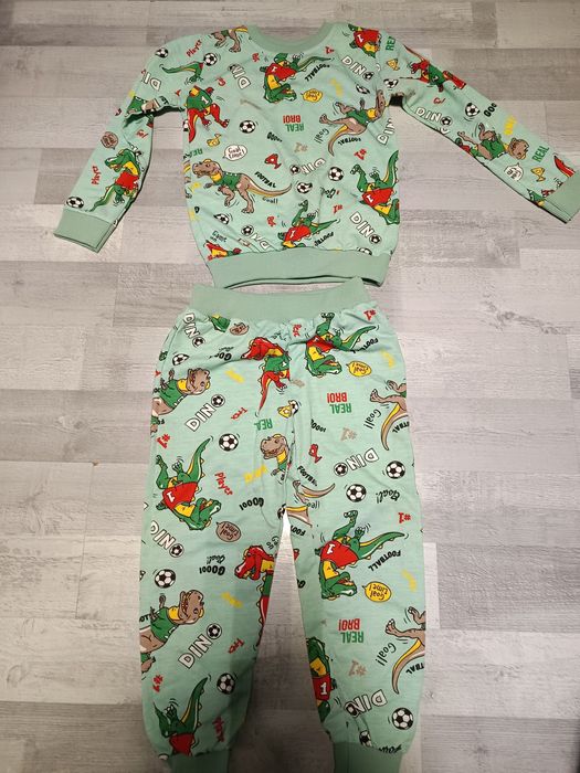 Nowa piżama dla chłopca