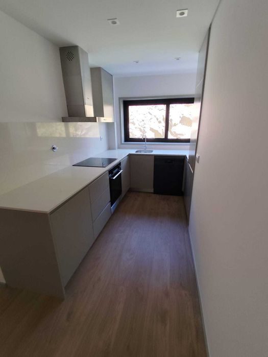 T2  semi - novo em Gualtar