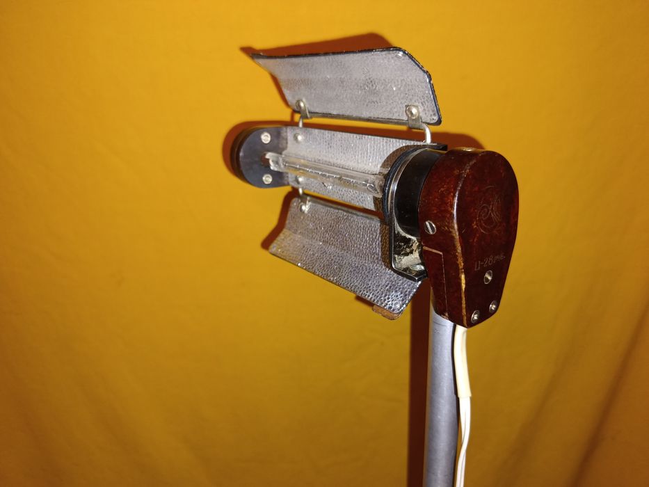 Торшер осветитель Лофт. Кино-фото прожектор + штатив. Накамерный свет.