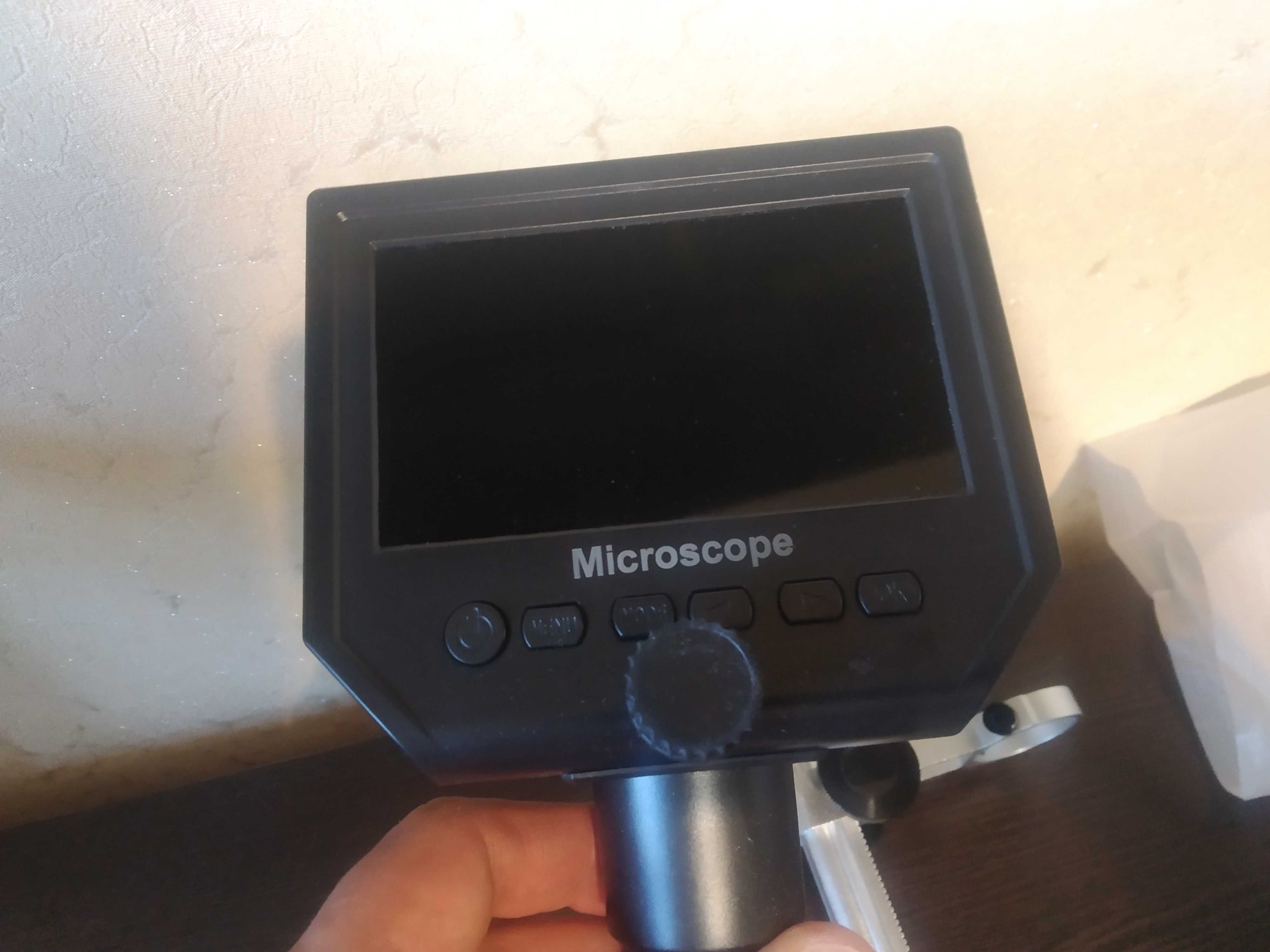 Микроскоп G600 PLUS 4.3 дюйма с ЖК дисплеем