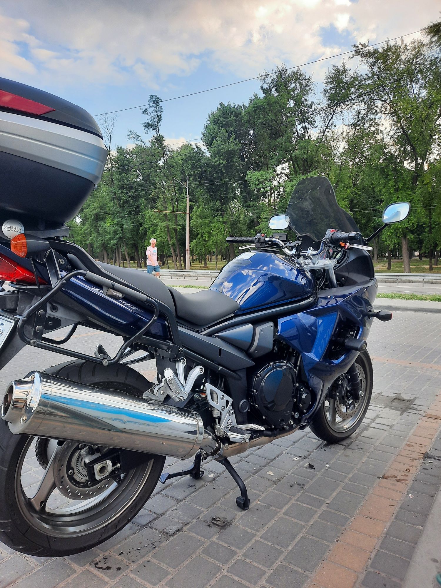 Suzuki gsx 1250fa bandit