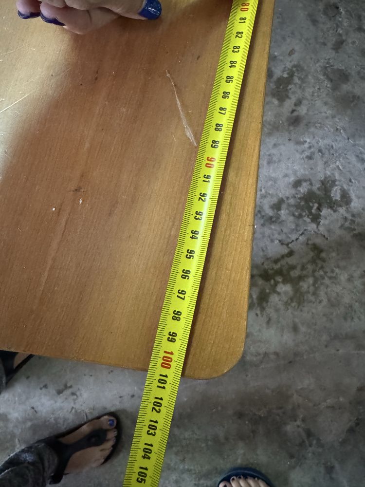 mesa de escritorio em madeira assimetrica
