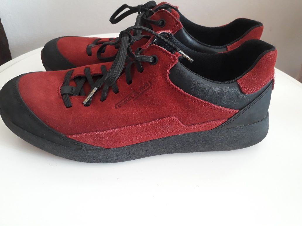 Skórzane buty CAMEL ACTIVE rozmiar 39(25cm).