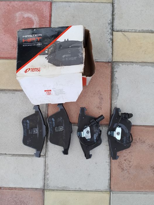 Продам Тормозные диски и колодки тормозные колодки