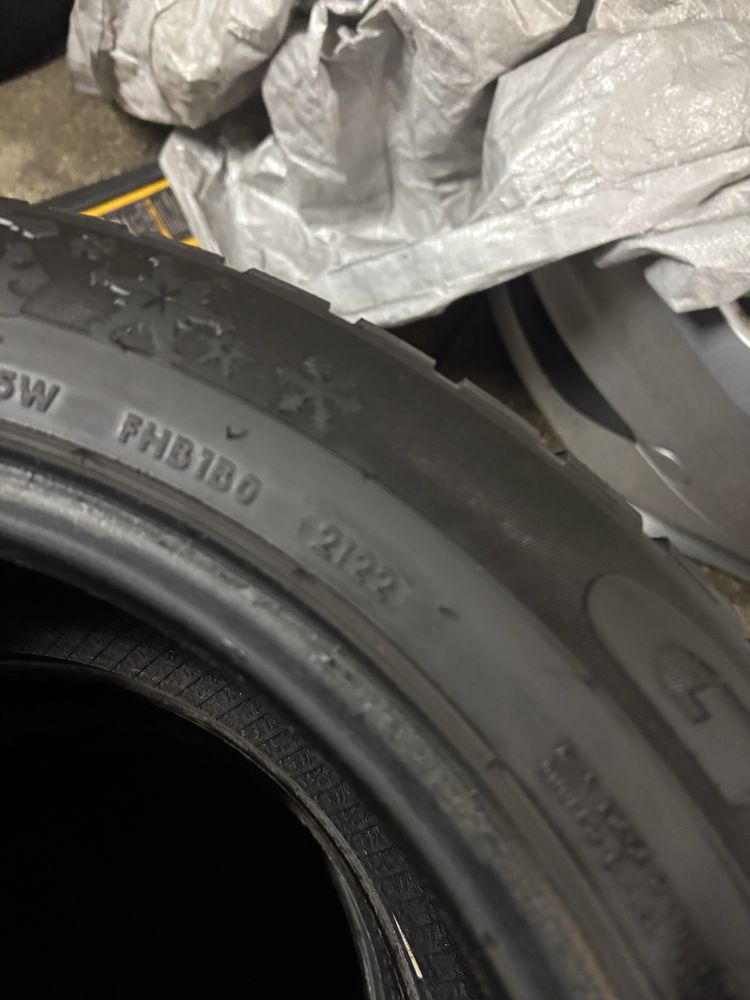 Komplet opon zimowych 205/55 R16