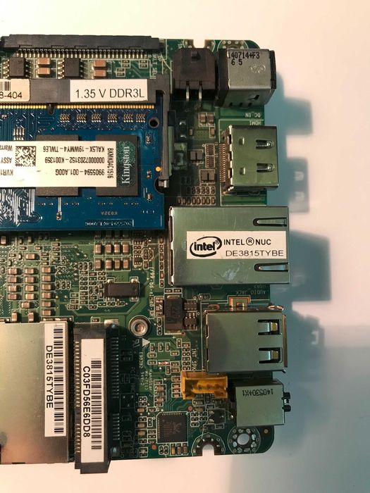 плата mini-PC: проц і відео на борту, ОЗУ 2GB DDR3, 100X100mm, Intel.