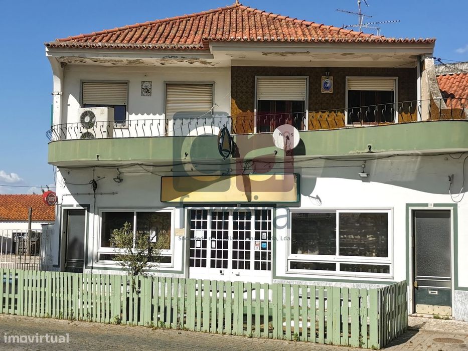 Restaurante em zona Premium de Almeirim com 308 m² e Esplanada