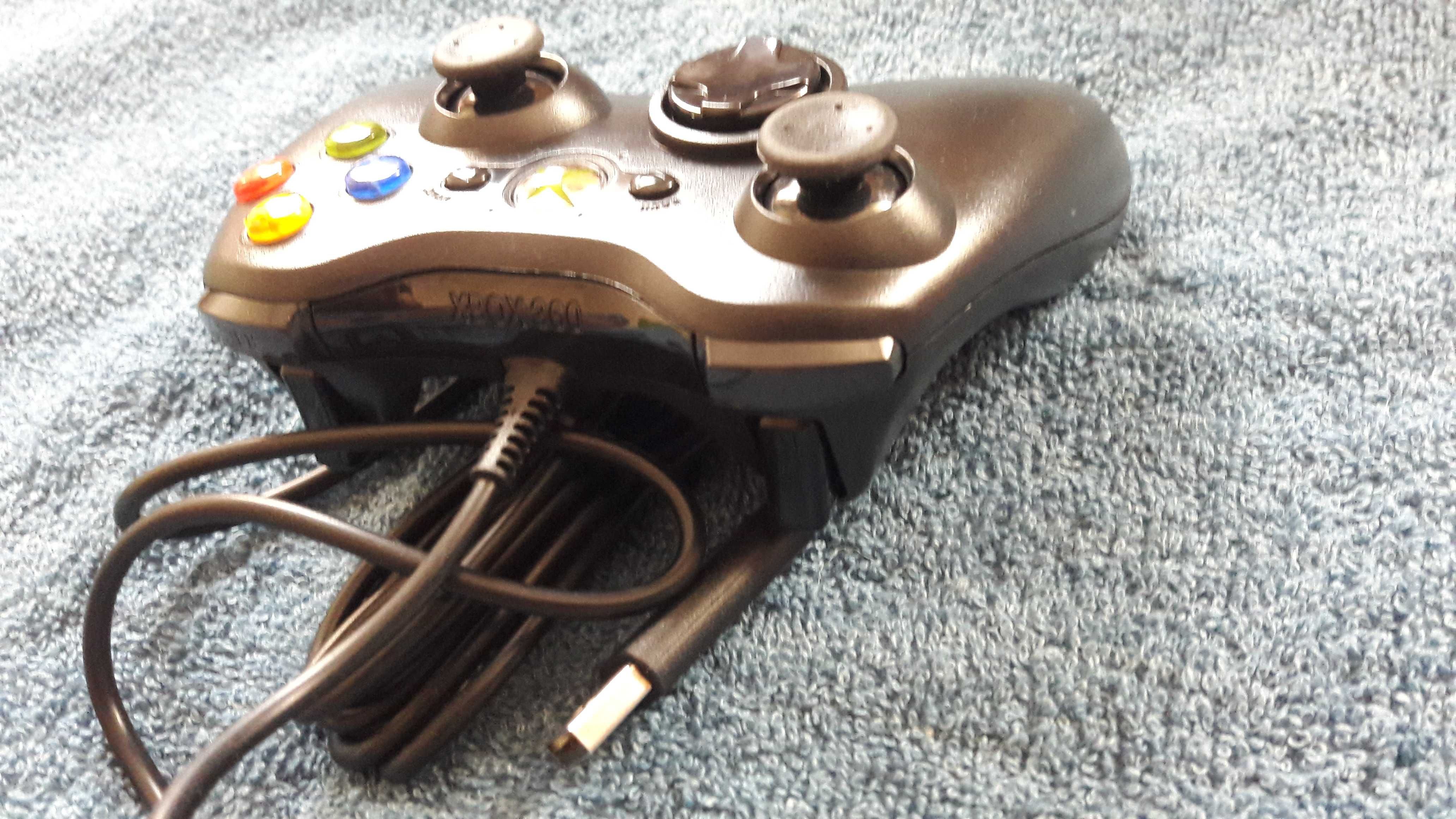 Геймпад на Xbox 360 черный