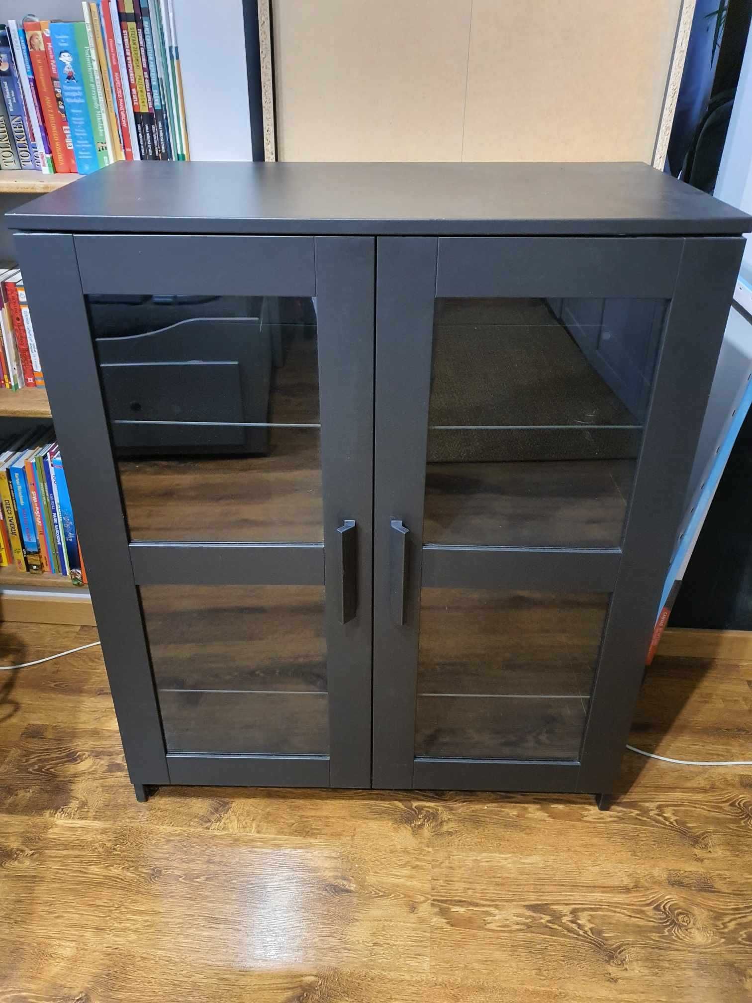 Czarna szafka komoda Ikea BRIMNES