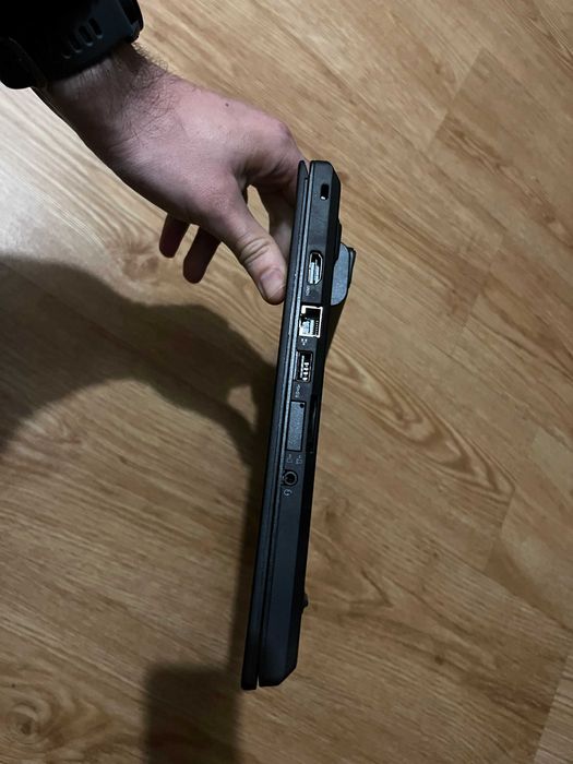 Lenovo T460 i5 6200u, 16gb RAM, 512gb SSD + Baterias EXTRA + Modem LTE