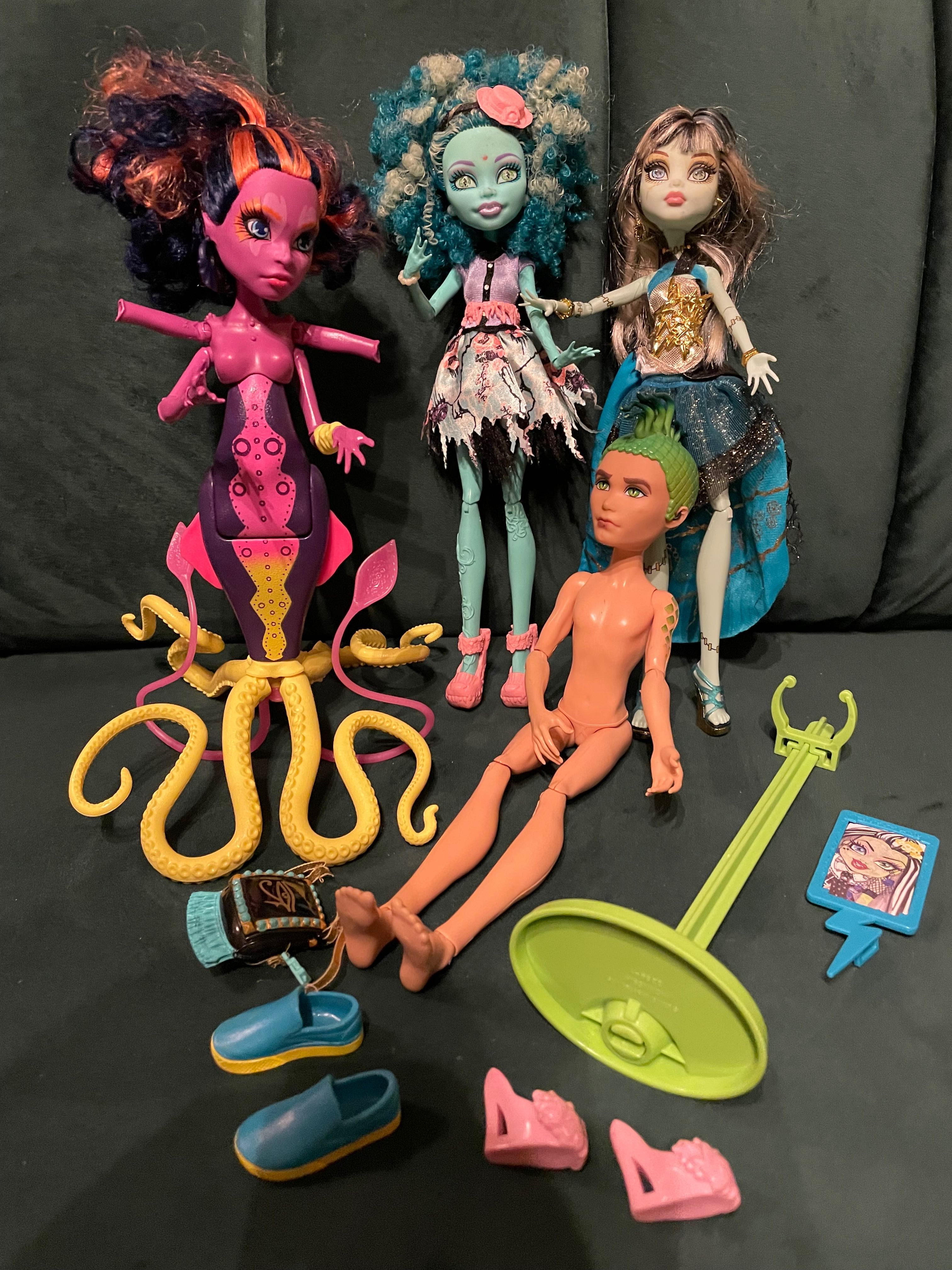 Zestaw lalek Monster High - różności