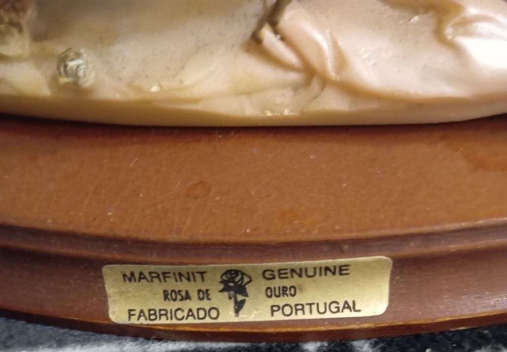 Estatueta de marfinite