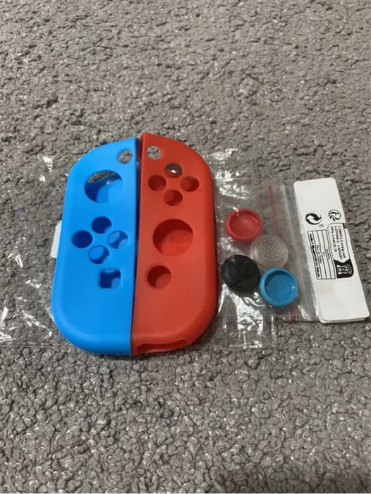 Capas silicone e carregadores joy con switch novas