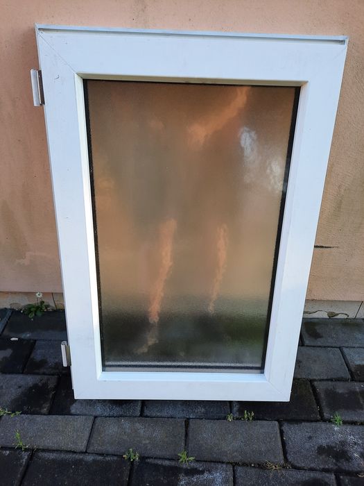 Okna nowe beż ram