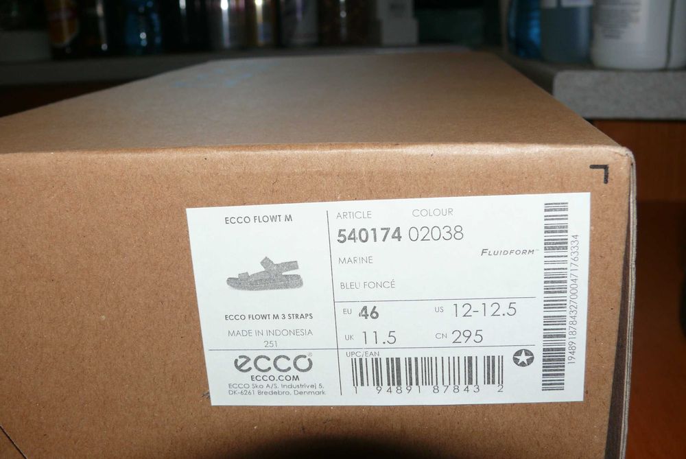 Sandały skórzane ECCO Flowt M 46 EU 29,5 CM granatowe