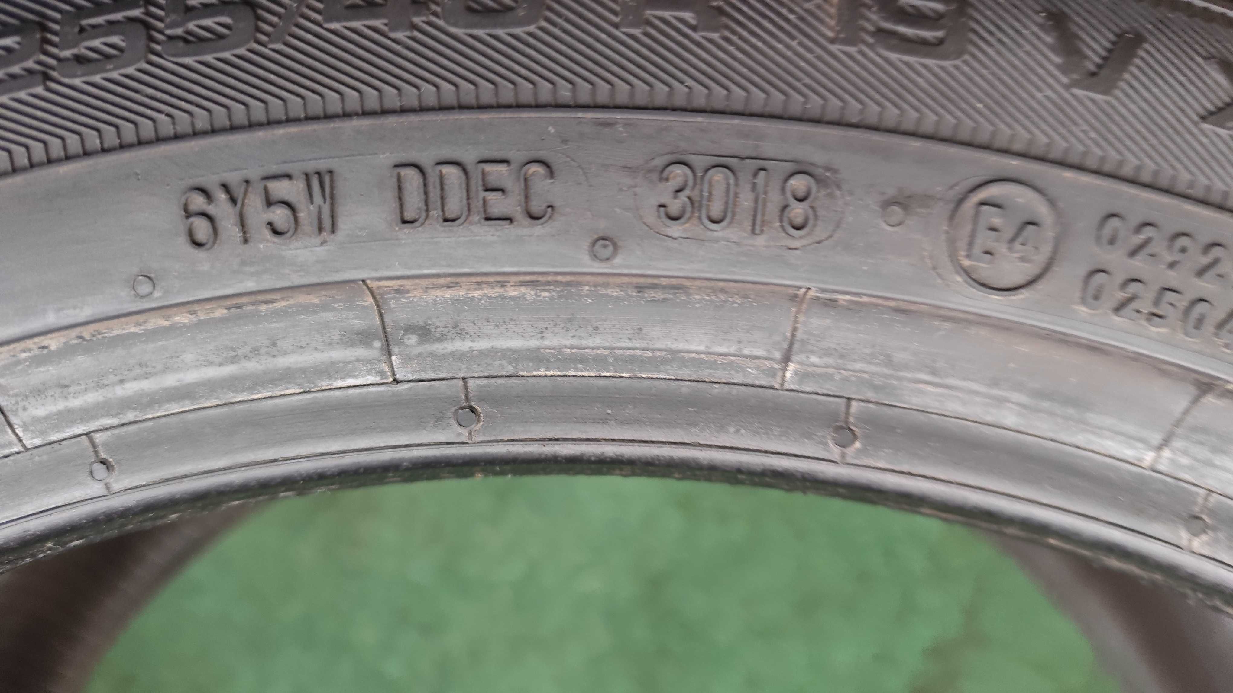 Opony UNIROYAL 255/40R19 V XL MS Plus 77 100V  4-szt