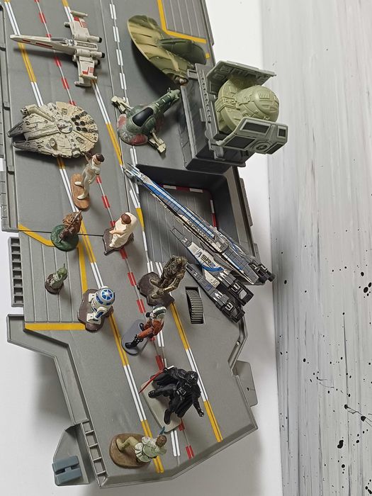 Guerra das Estrelas figuras e naves em chumbo 15 unidades