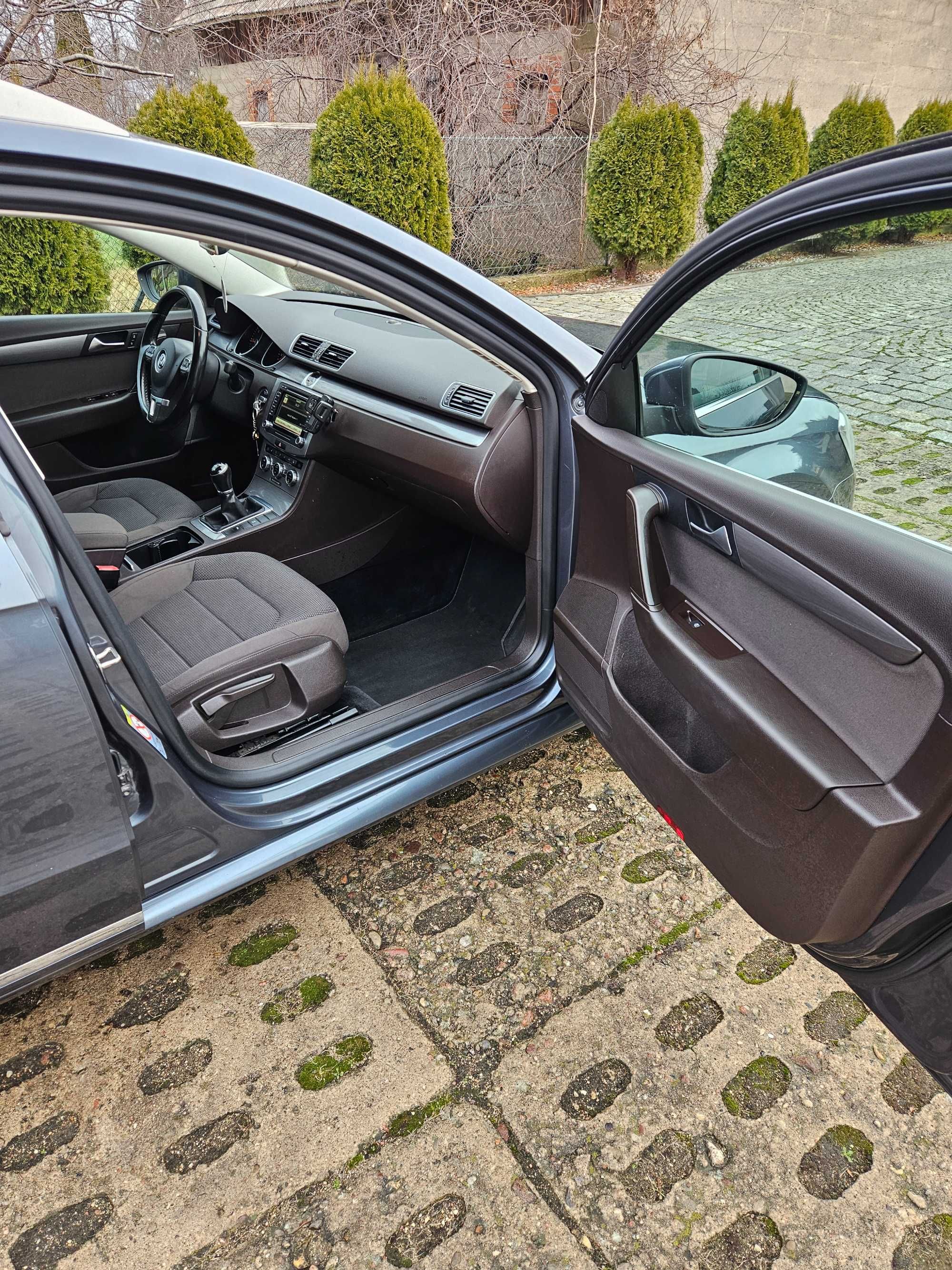 Volkswagen Passat 2.0 TDI, jeden właściciel, bogato wyposażony