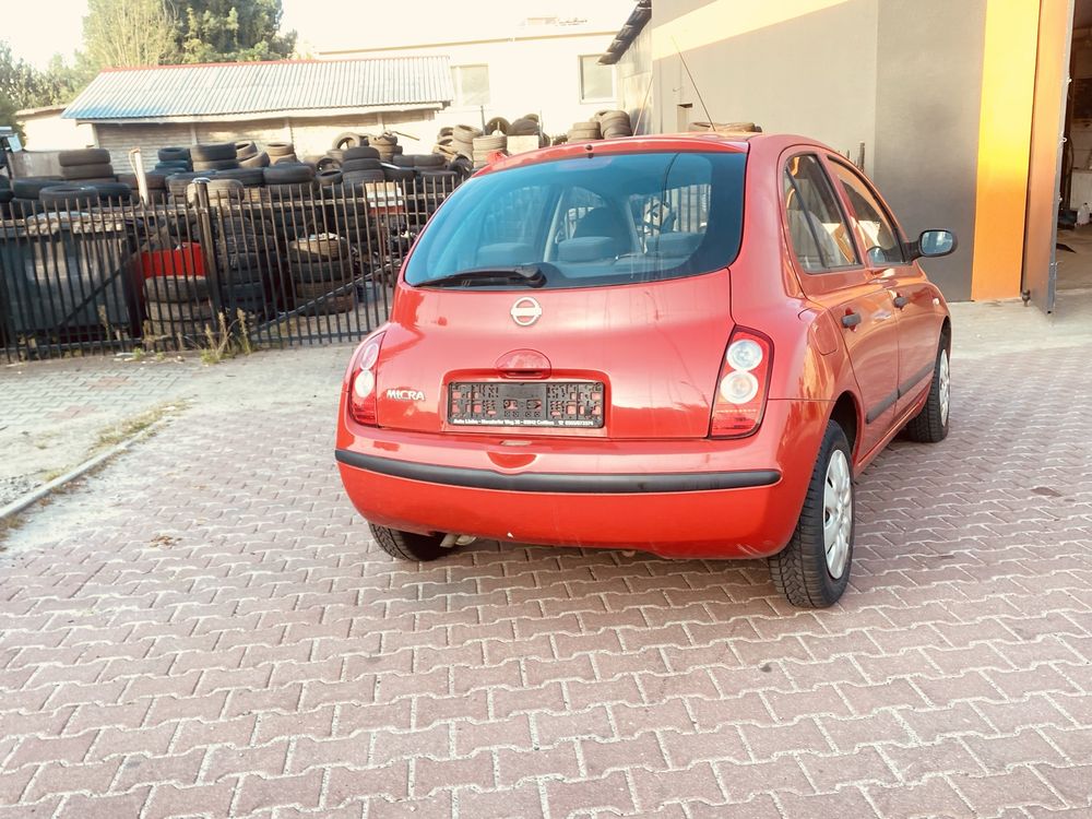 sprzedam nissan micra rok 2006 poj 1,2 przeb 185tys kliatyzacja 5-d