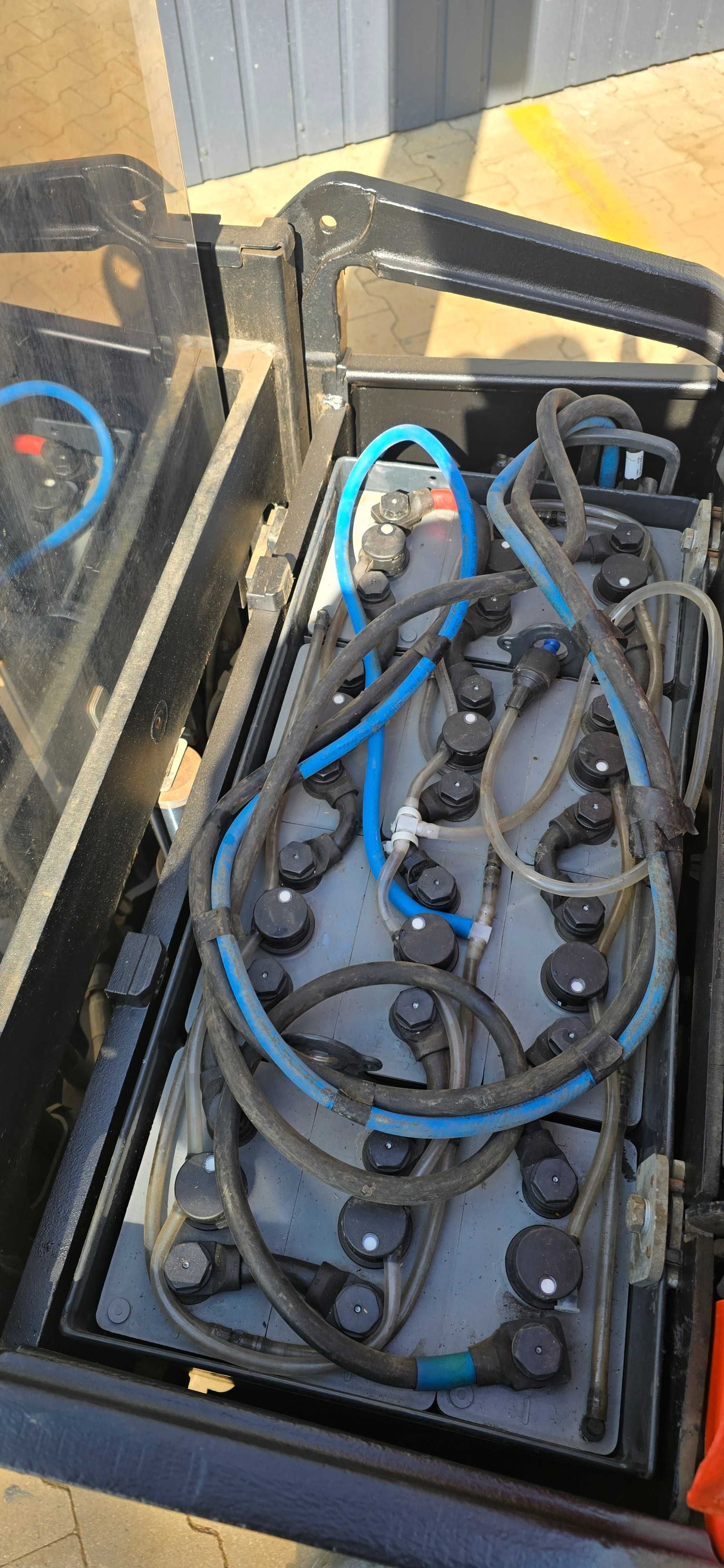 6 metrów Wózek elektryczny paletowy Toyota BT SPE 160L, triplex, 2019r
