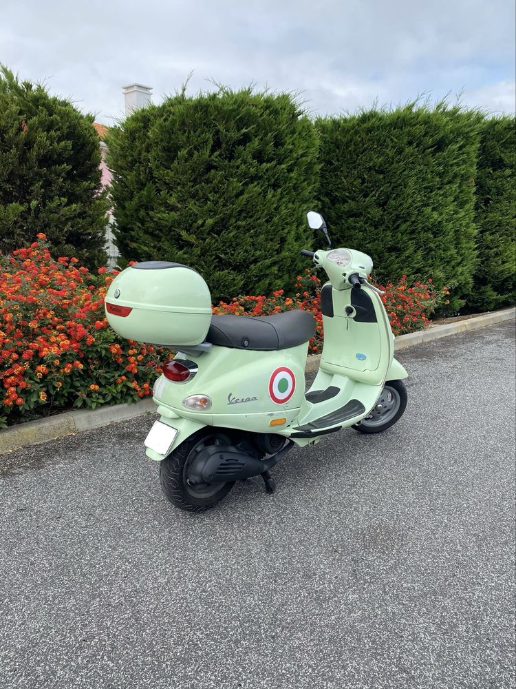 Vespa et4  150-4T