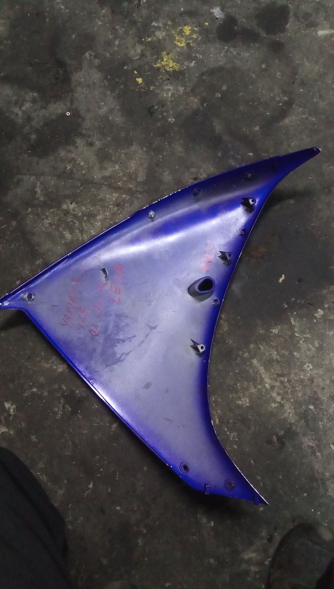 Lewa owiewka plastik bo zek yamaha r1 rn22 yzf 09-14