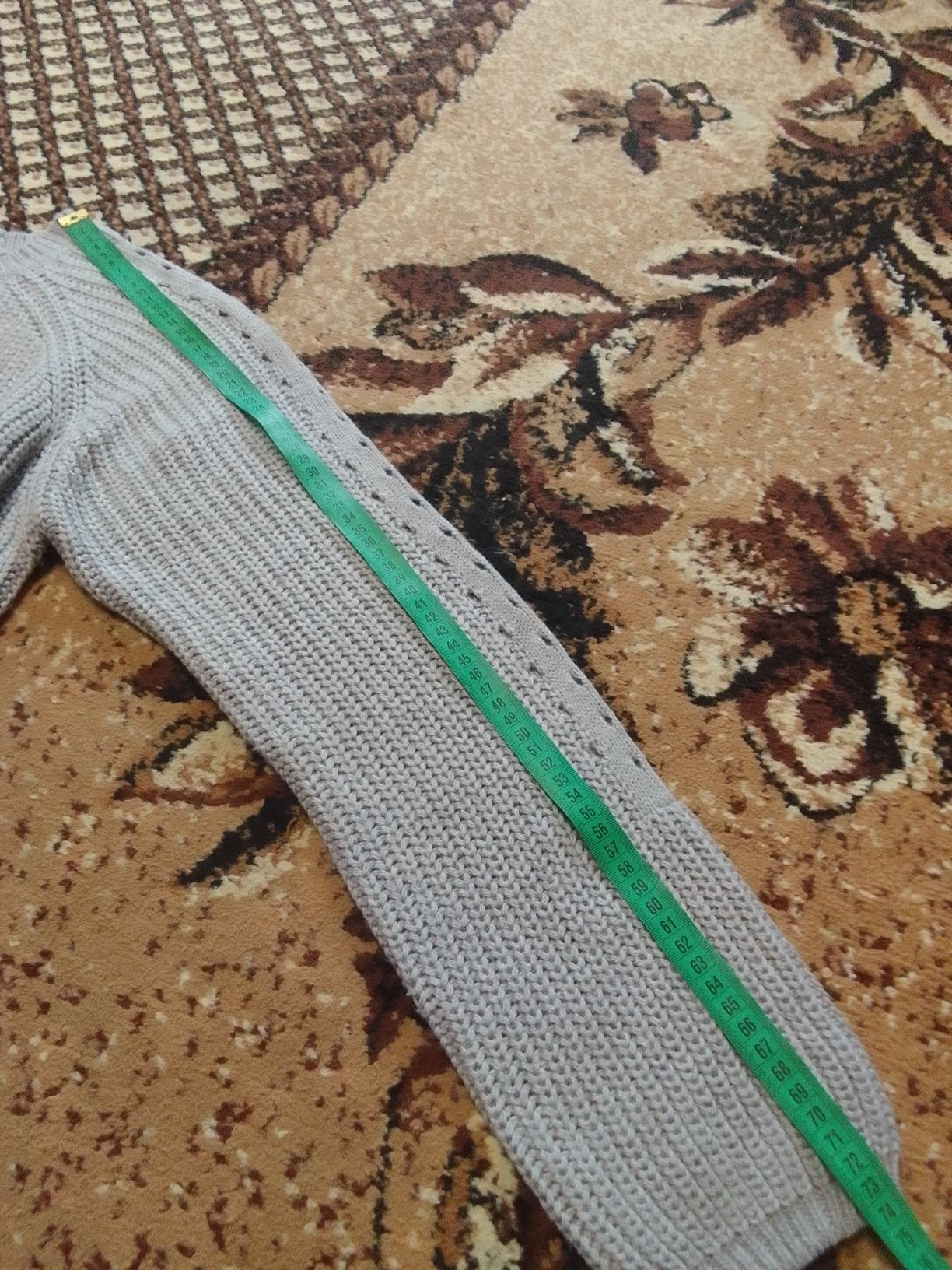 Размер 50-52-54 женский свитер серого цвета
