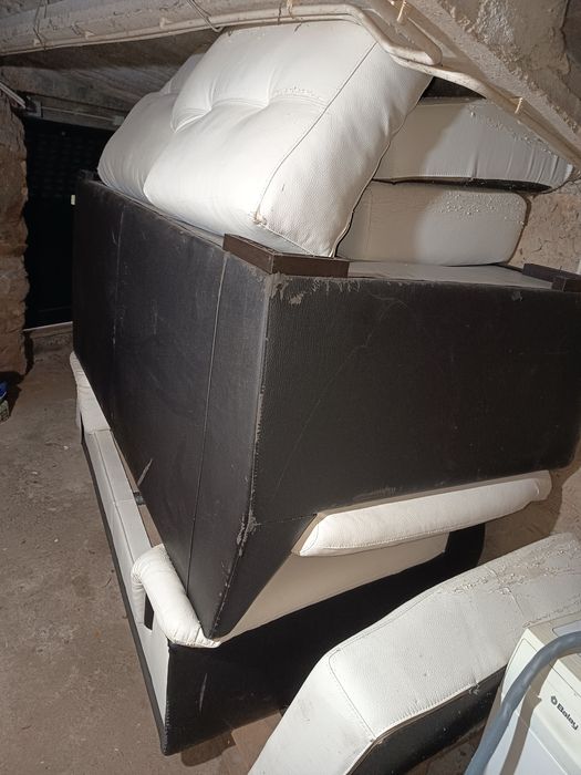 Dois sofás para venda