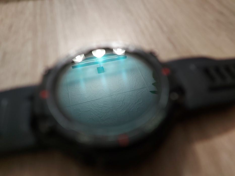 Amazfit T-rex pancerny smartwatch bateria wytrzymuje ponad 3 tyg