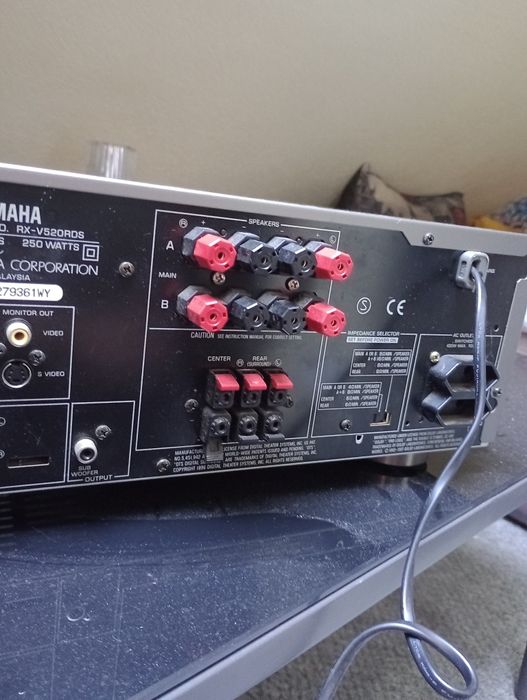 Yamaha Rx-v520 RDS Amplituner