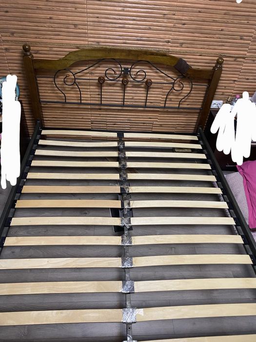 Ліжко двоспальне