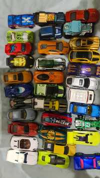 Vendo carros da hot wheels