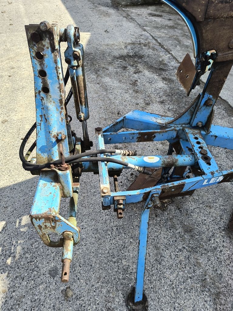 Pług obracany lemken opal 90