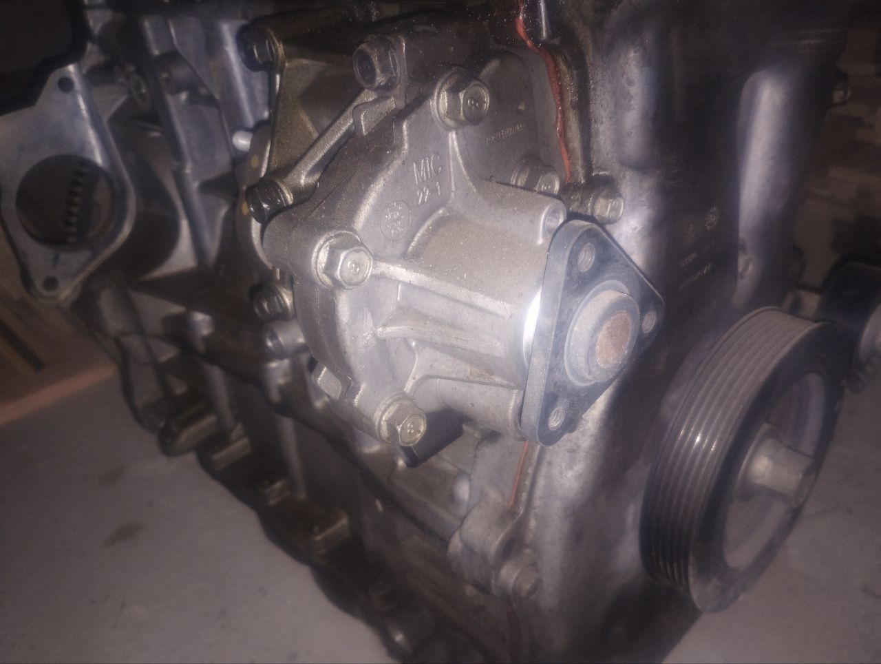 Двигун 2.4 л. MultiAir Dodge Jeep Chrysler 68292300AA