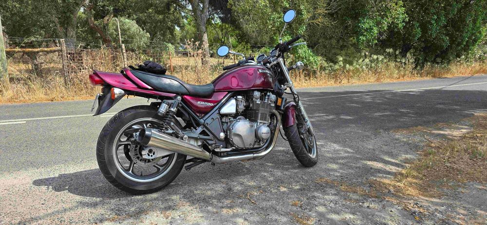 Kawasaki Zephyr 1100 (oportunidade para ter uma verdadeira cafe racer)