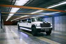 Ford Excursion Limuzyna Ford Excursion 6.8L FV Vat 23%