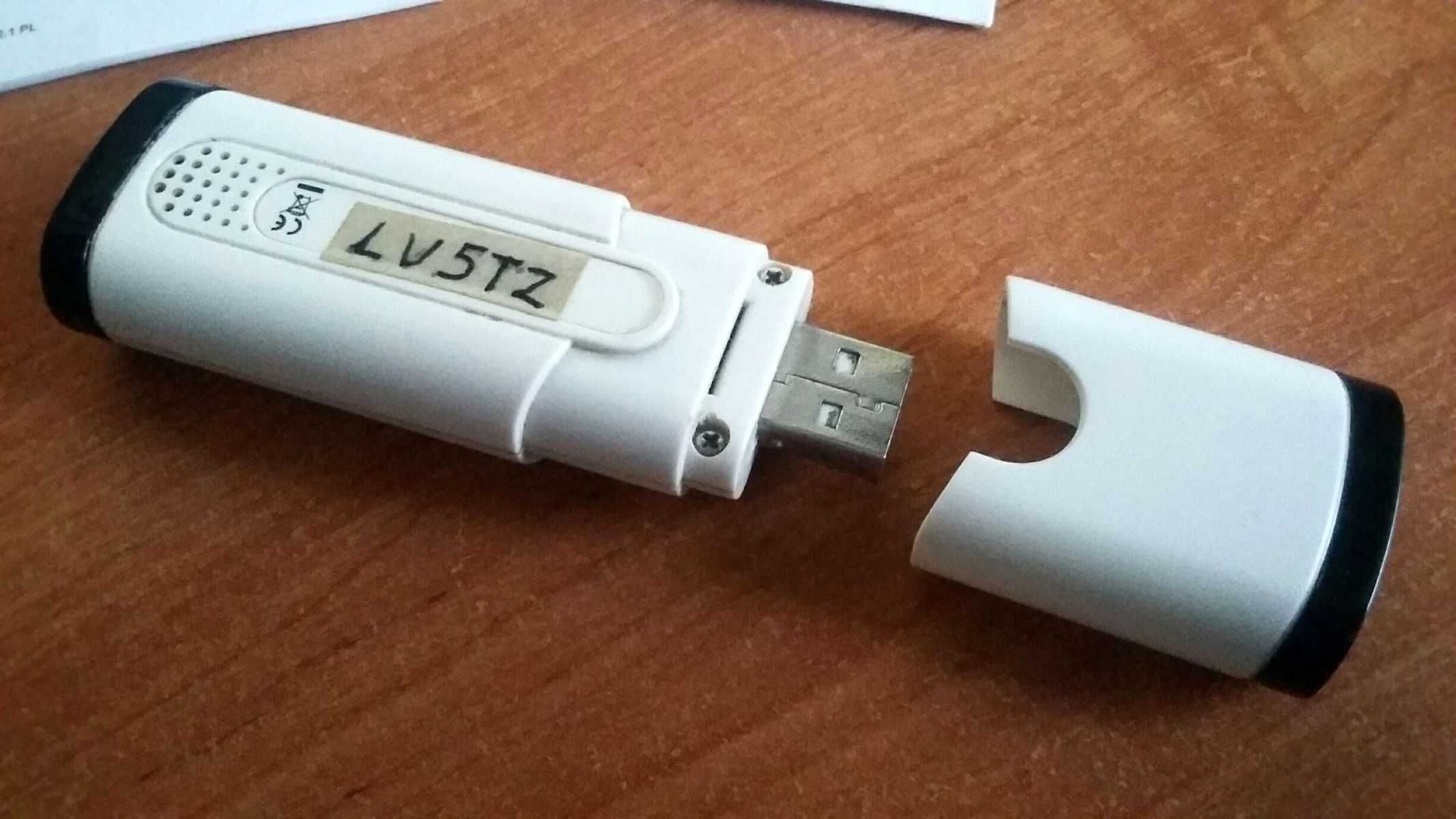 Tuner DVB-T na USB  " LV5TZ"