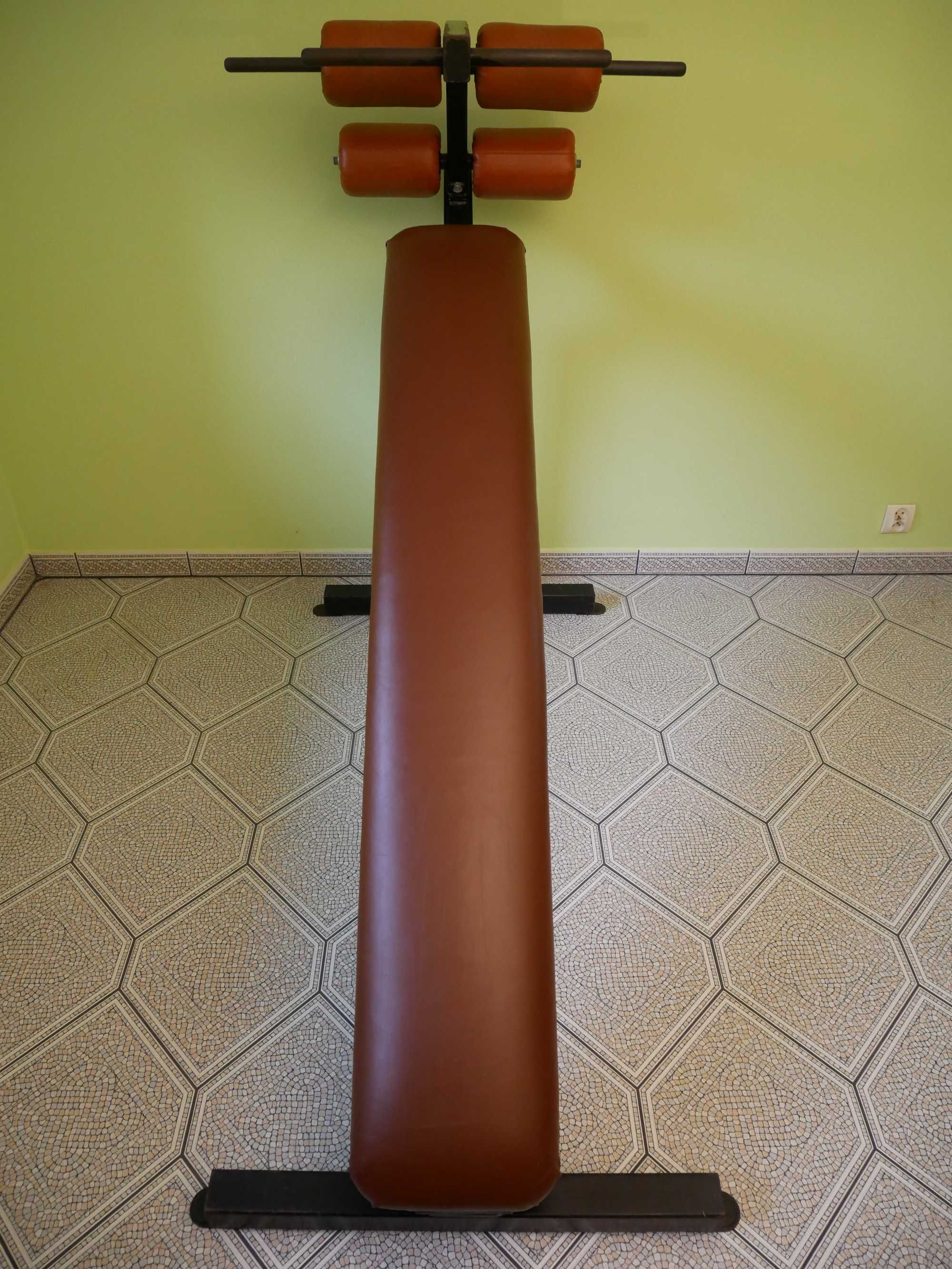 Duża ławka skośna na mięśnie brzucha firmy Szultka
