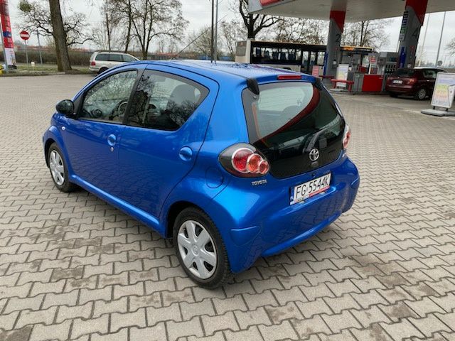 Toyota Aygo benzyna klimatyzacja mały przebieg