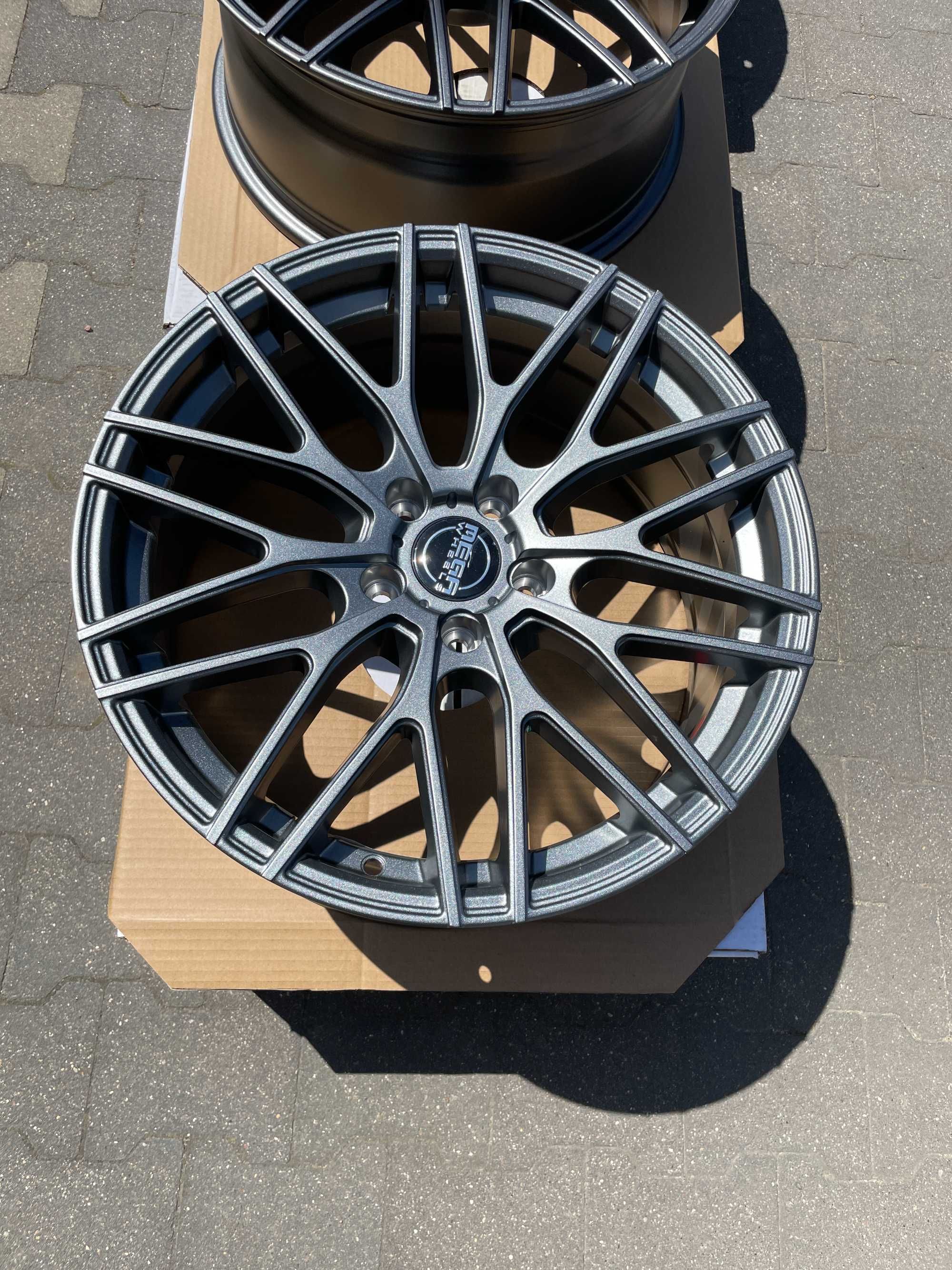 Okazja felgi MEGA Wheels Audi Mercedes MG Skoda VW 5x112 8Jx18 ET35