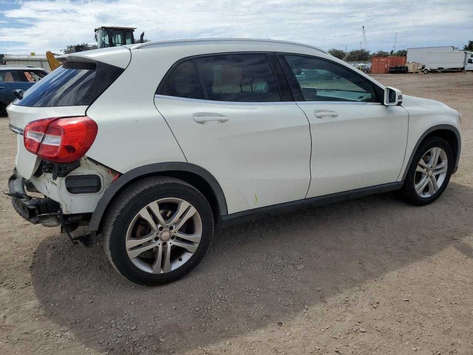 2016 Mercedes-Benz GLA 250